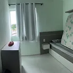 Praia Dos Ingleses Em Florianopolis - Apto 2 Quartos