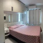 Praia Dos Ingleses Em Florianopolis - Apto 2 Quartos